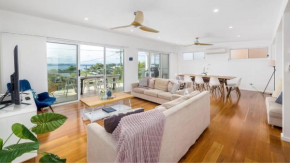 Embracing Dutchies, Nelson Bay